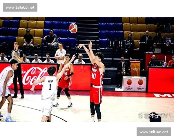 聚焦篮球比分背后的战术变化与赛场胜负走向深度全面解析