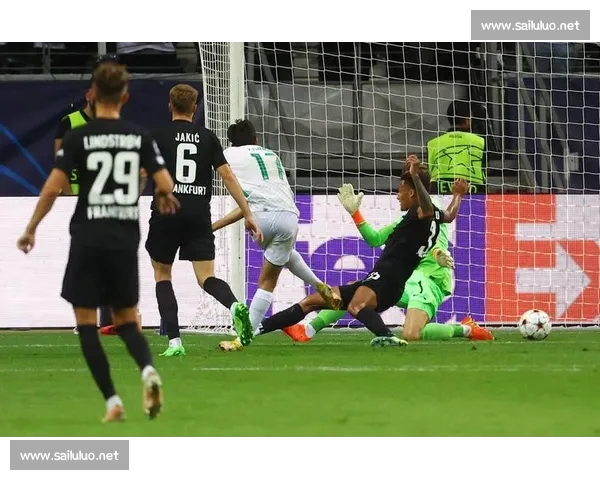 高清流畅足球赛事直播APP下载畅享实时精彩对决全程不漏每一球 - 副本 (2) - 副本 - 副本 - 副本 - 副本